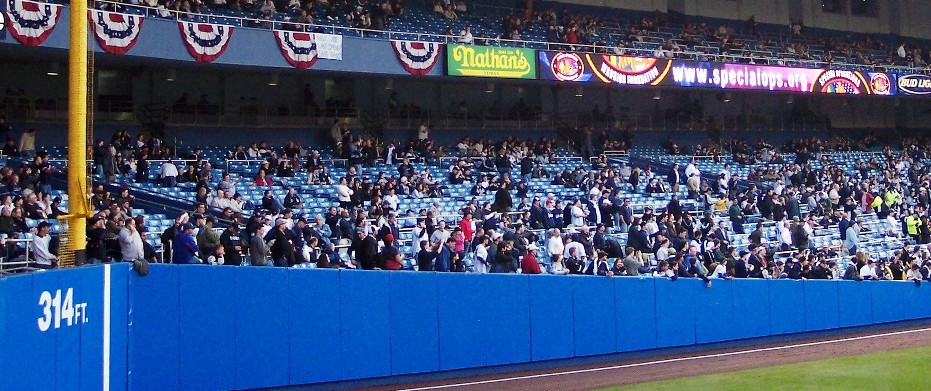Home Yankee Stadium Wall Pads In Use Opening Night 2008